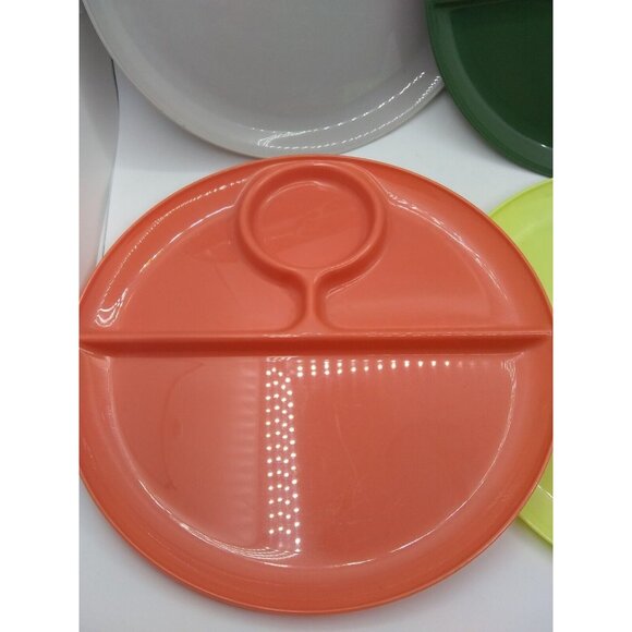 Vtg.Set USA 4 Avocado Lime Orange Gray Plastic Sectional Picnic Plates 9.5" READ - Picture 12 of 12